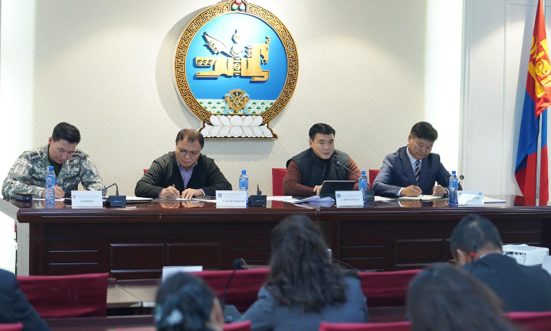 Өвөрхангай аймгийн Онцгой комисст шаардлагатай зарим дэмжлэг үзүүлэв 