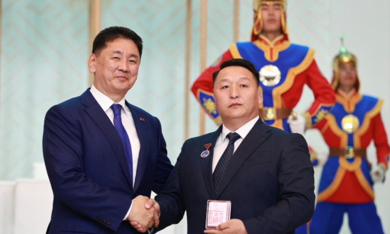 “Хөдөлмөрийн хүндэт” медалиар Г.Тулгаа шагнууллаа