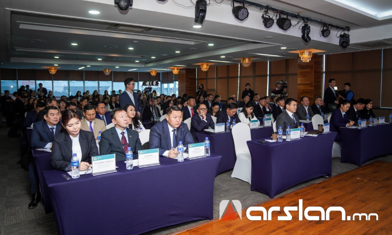 С.АМАРСАЙХАН: Монгол Улсад нийт 6693 стандарт мөрдөгдөж байгаагаас 44.8 % нь олон улсын стандартын түвшинд хүрсэн